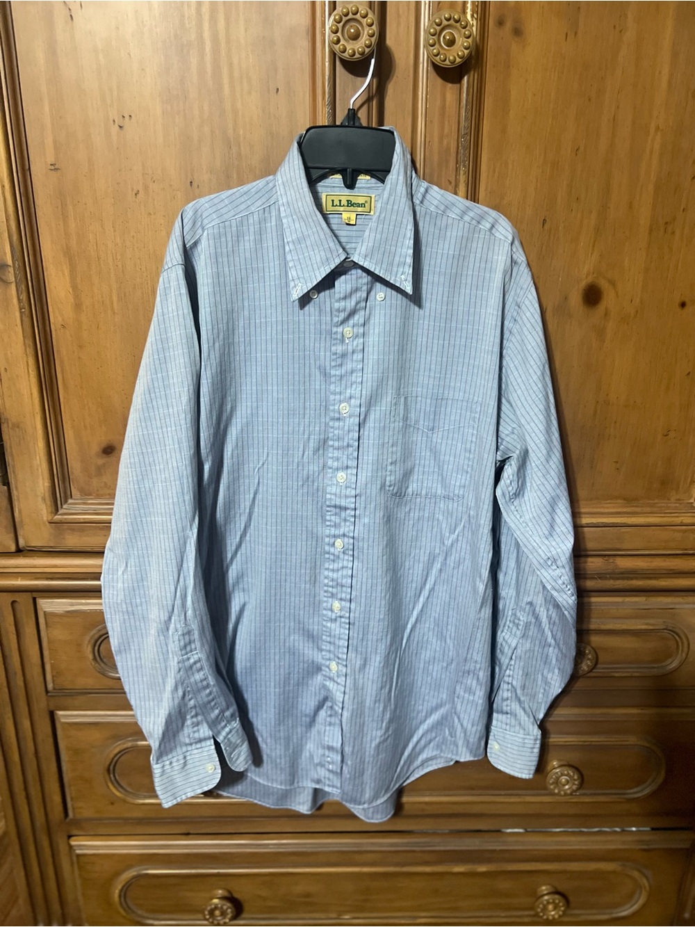 Vintage L.L. Bean Light Blue Pinstripe Men's Button-Up Shirt size 16/35